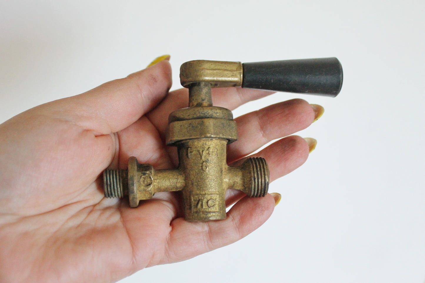 Set of 3 Vintage Brass Radiator Valves | Industrial Steampunk Faucet Handles | Mid-Century Metal Plumbing Parts - 1950-1970s