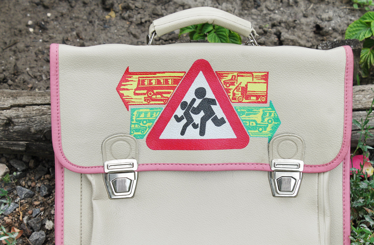 Vintage USSR School Satchel 1990 – Unused Soviet Kids Backpack with Straps – Beige & Pink Faux Leather Bag with Retro Traffic Sign Print