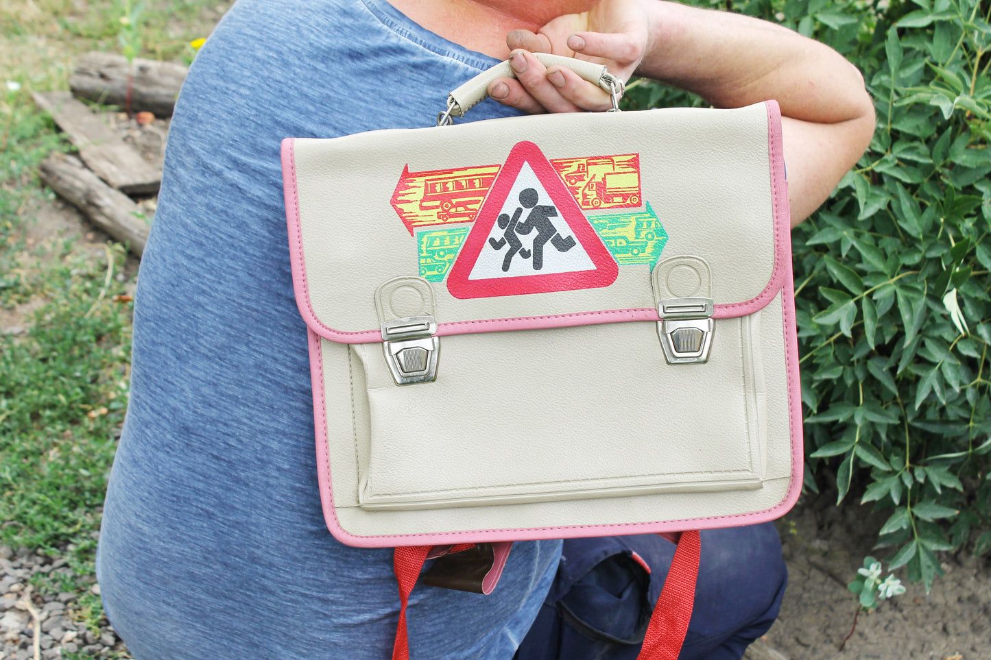 Vintage USSR School Satchel 1990 – Unused Soviet Kids Backpack with Straps – Beige & Pink Faux Leather Bag with Retro Traffic Sign Print