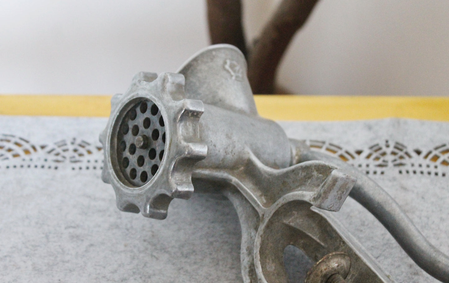 Vintage Soviet Meat Grinder – Manual Cast Aluminum Mincer with Wooden Handle – USSR Kitchen Tool – Rustic Food Prep Collectible - 1960