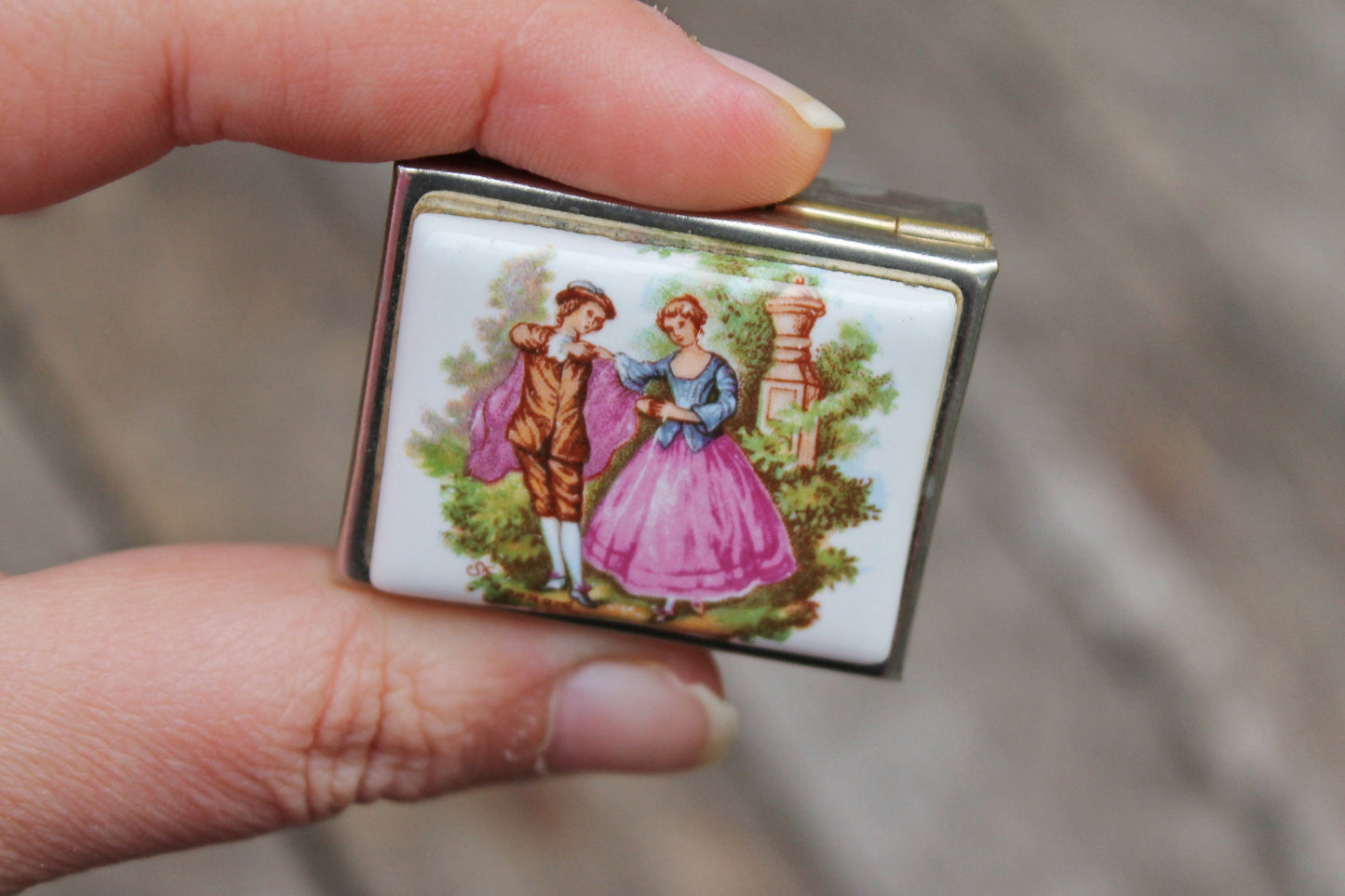 Fragonard Porcelain Lid Square Vintage Medicine box - Lovers Pill Box - French miniature box - Pill box