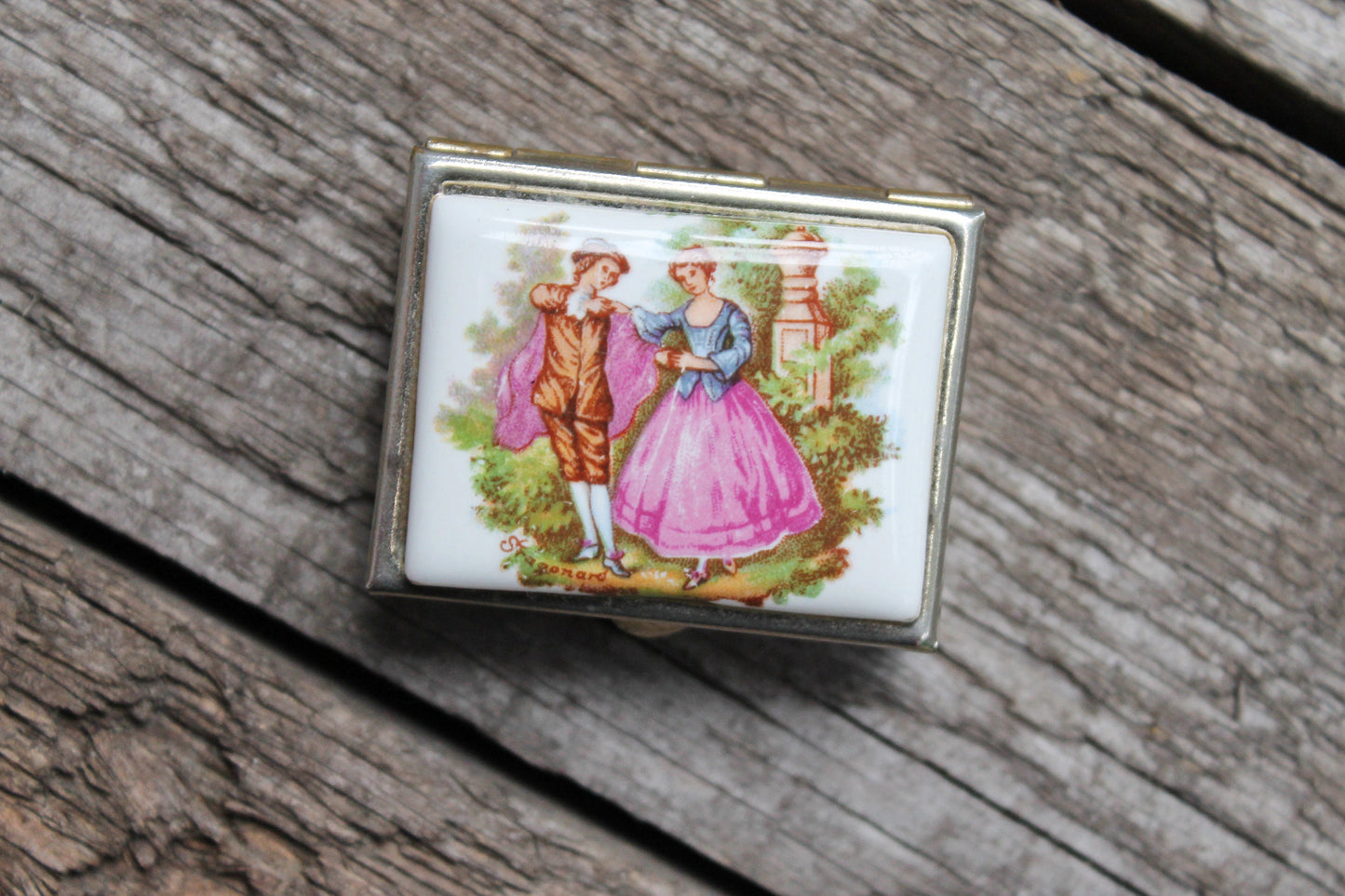 Fragonard Porcelain Lid Square Vintage Medicine box - Lovers Pill Box - French miniature box - Pill box