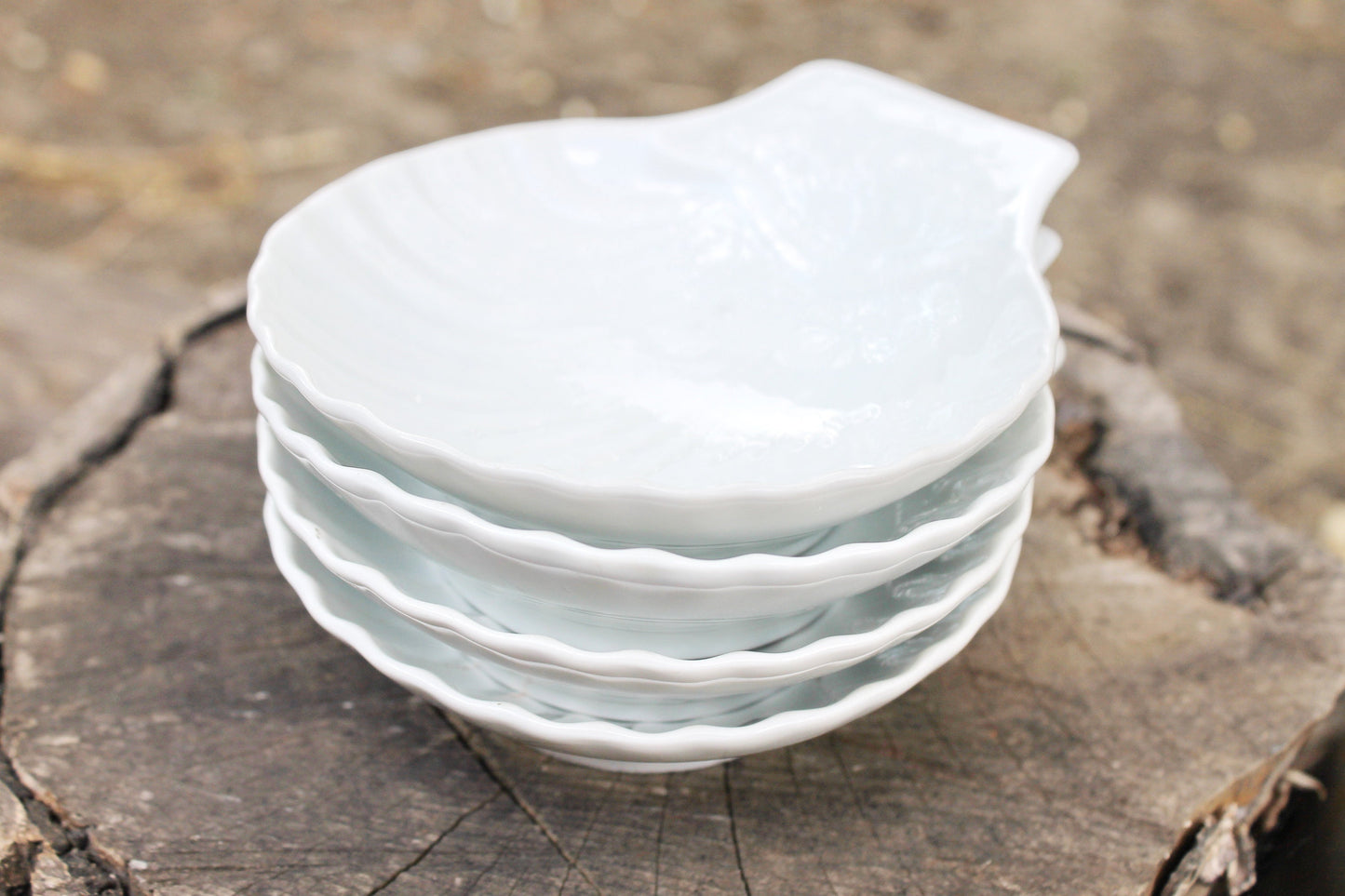 Set of 4 vintage ceramic shell Caviar dishes - beautiful ceramic caviar dish - vintage kitchen