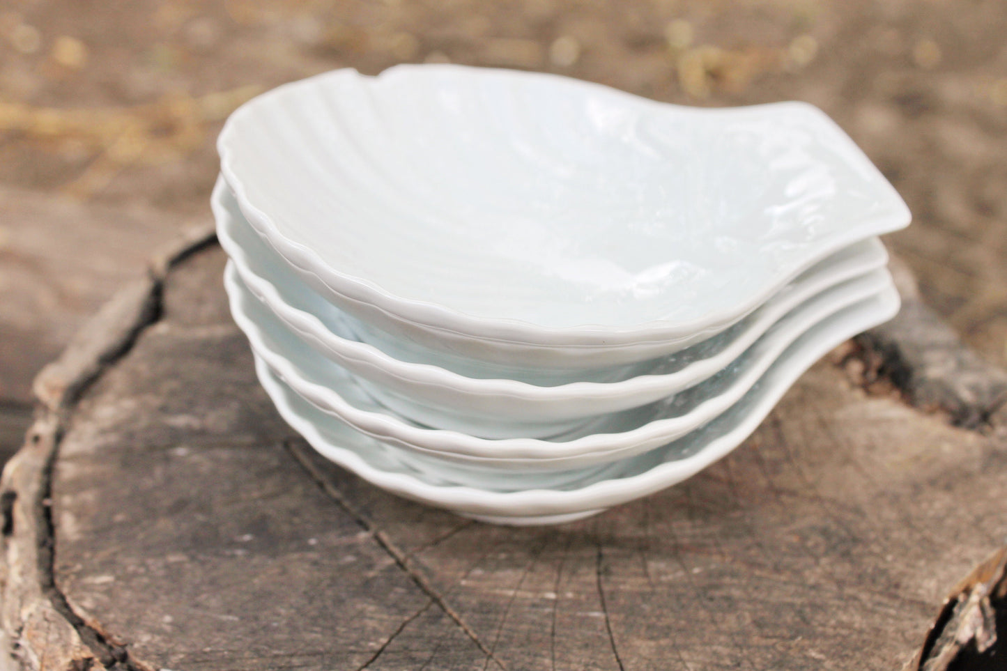 Set of 4 vintage ceramic shell Caviar dishes - beautiful ceramic caviar dish - vintage kitchen