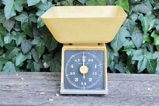 USSR vintage trade scales - USSR Antique Scales, Metal Weight Scales - 1970s - Shabby Chic scales