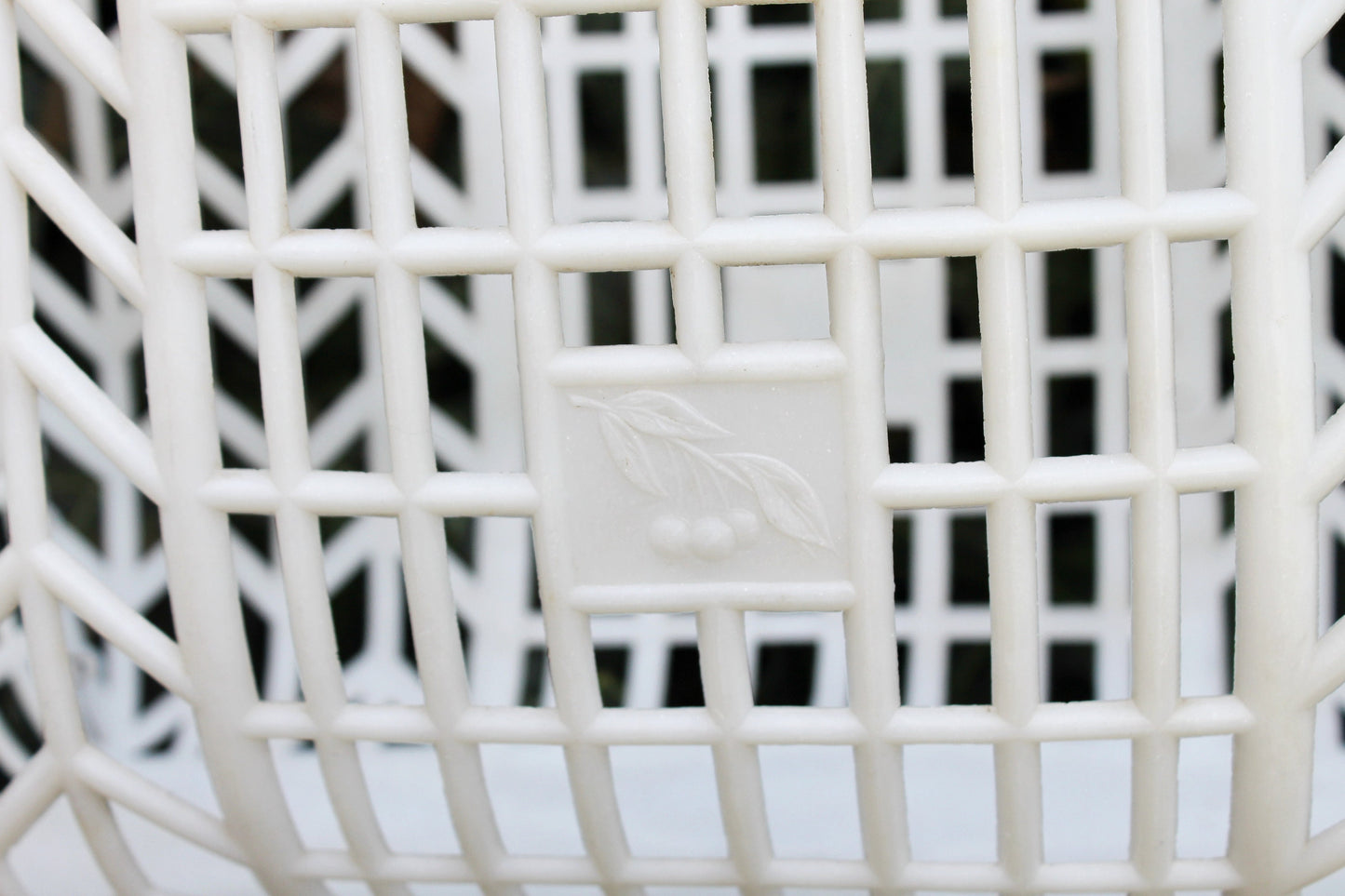 Vintage white basket -Go shopping - Made in USSR - Vintage home bag - Plastic basket - Picnic basket - reusable bag - 1970s