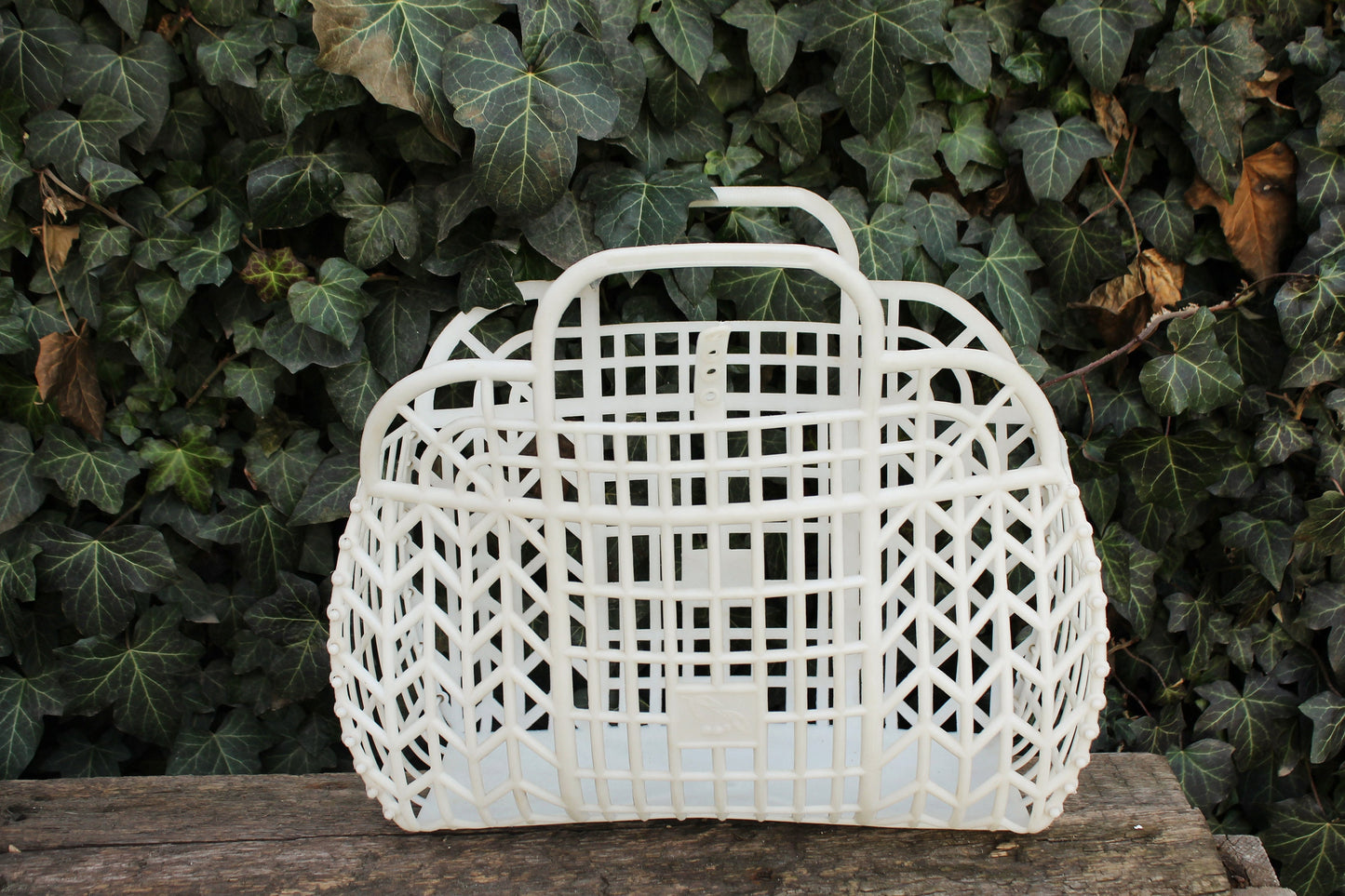 Vintage white basket -Go shopping - Made in USSR - Vintage home bag - Plastic basket - Picnic basket - reusable bag - 1970s