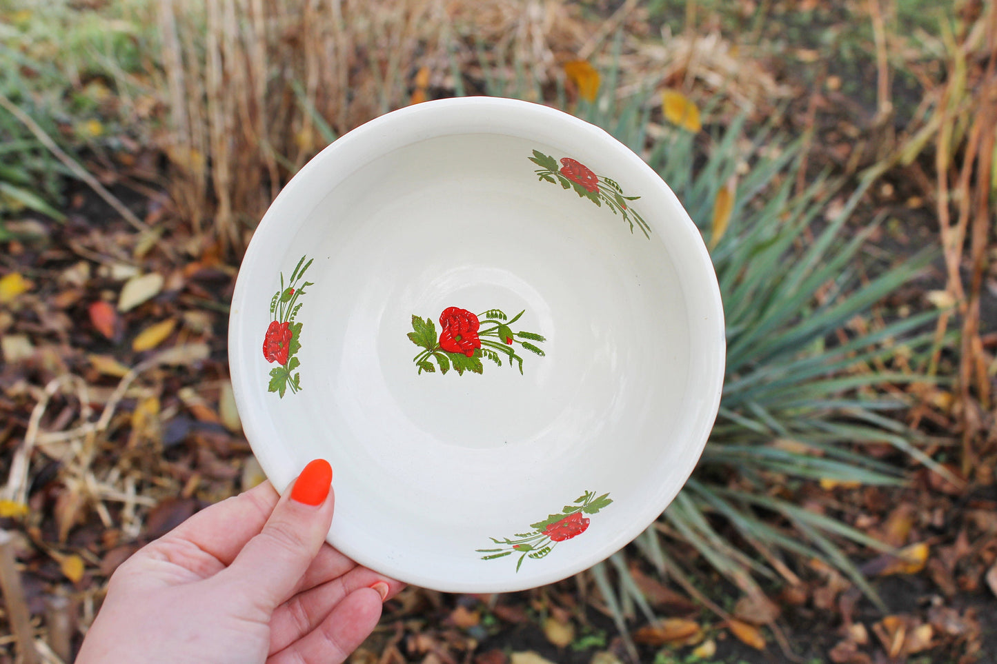 Enamel metal vintage bowl with red flowers 6.7 inches - USSR vintage bowl - made of enamel metal - 1970s