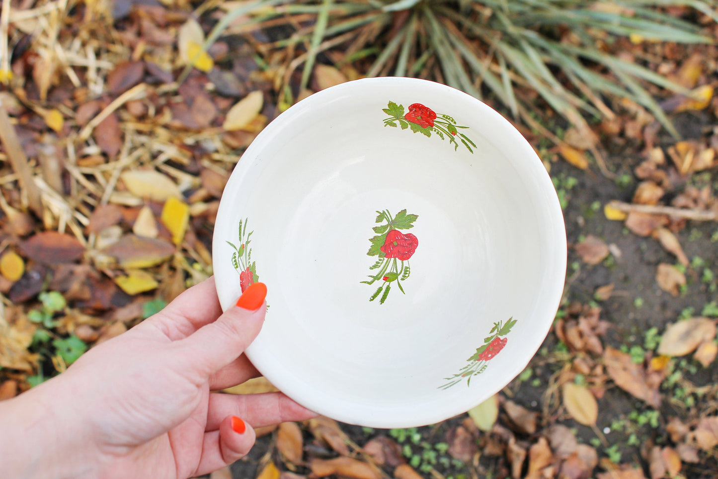 Enamel metal vintage bowl with red flowers 6.7 inches - USSR vintage bowl - made of enamel metal - 1970s