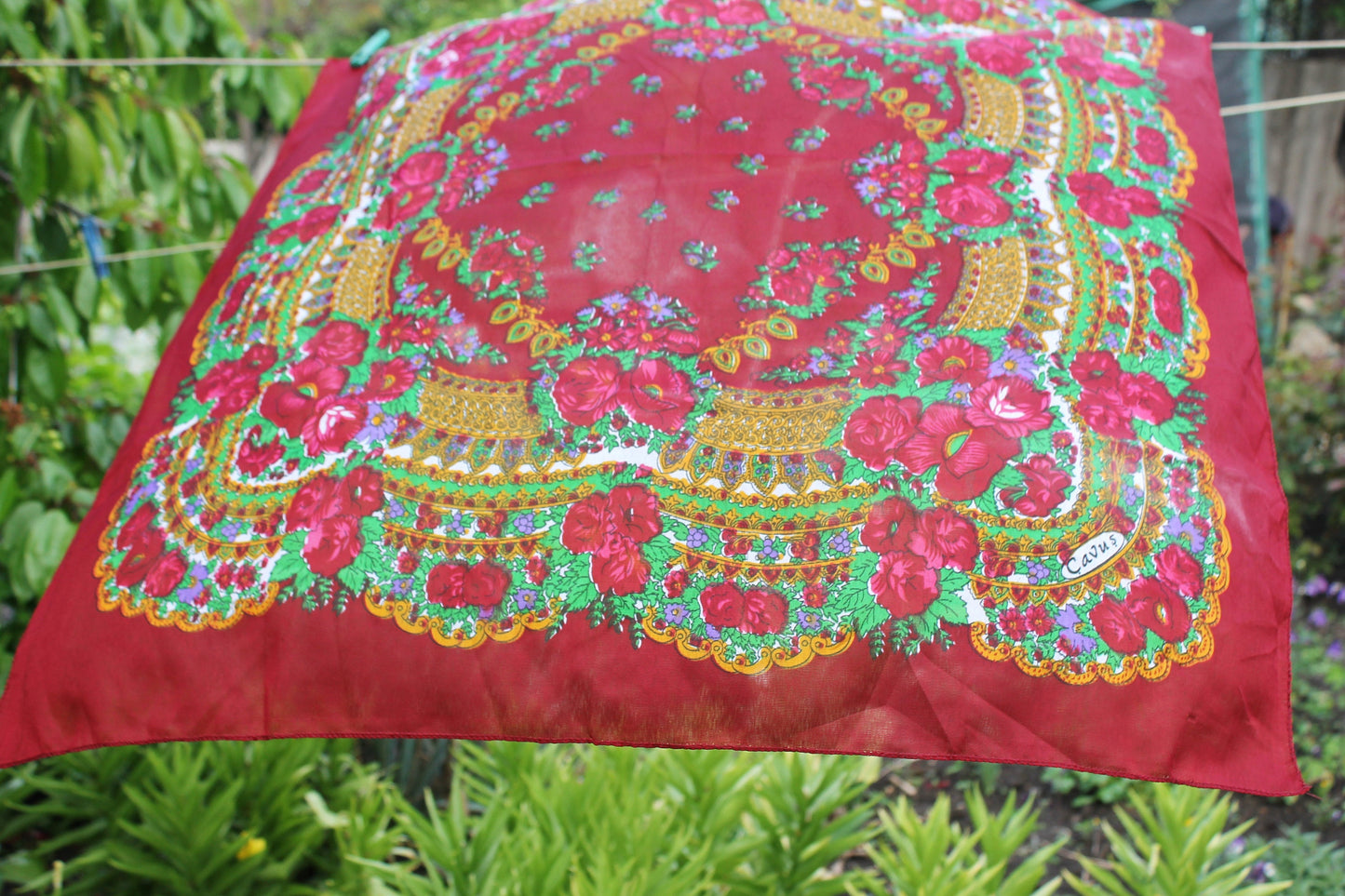 Beautiful red floral wool head scarf - 29 inch - Soviet vintage-made in USSR  - Babushka's head scarf - 1980-90s - Gypsy Shawl, Ethnic Scarf