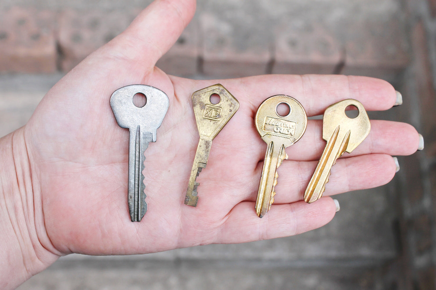 Set of 14 vintage keys from the USSR - Soviet Union vintage keys, Old rare house keys, Skeleton keys