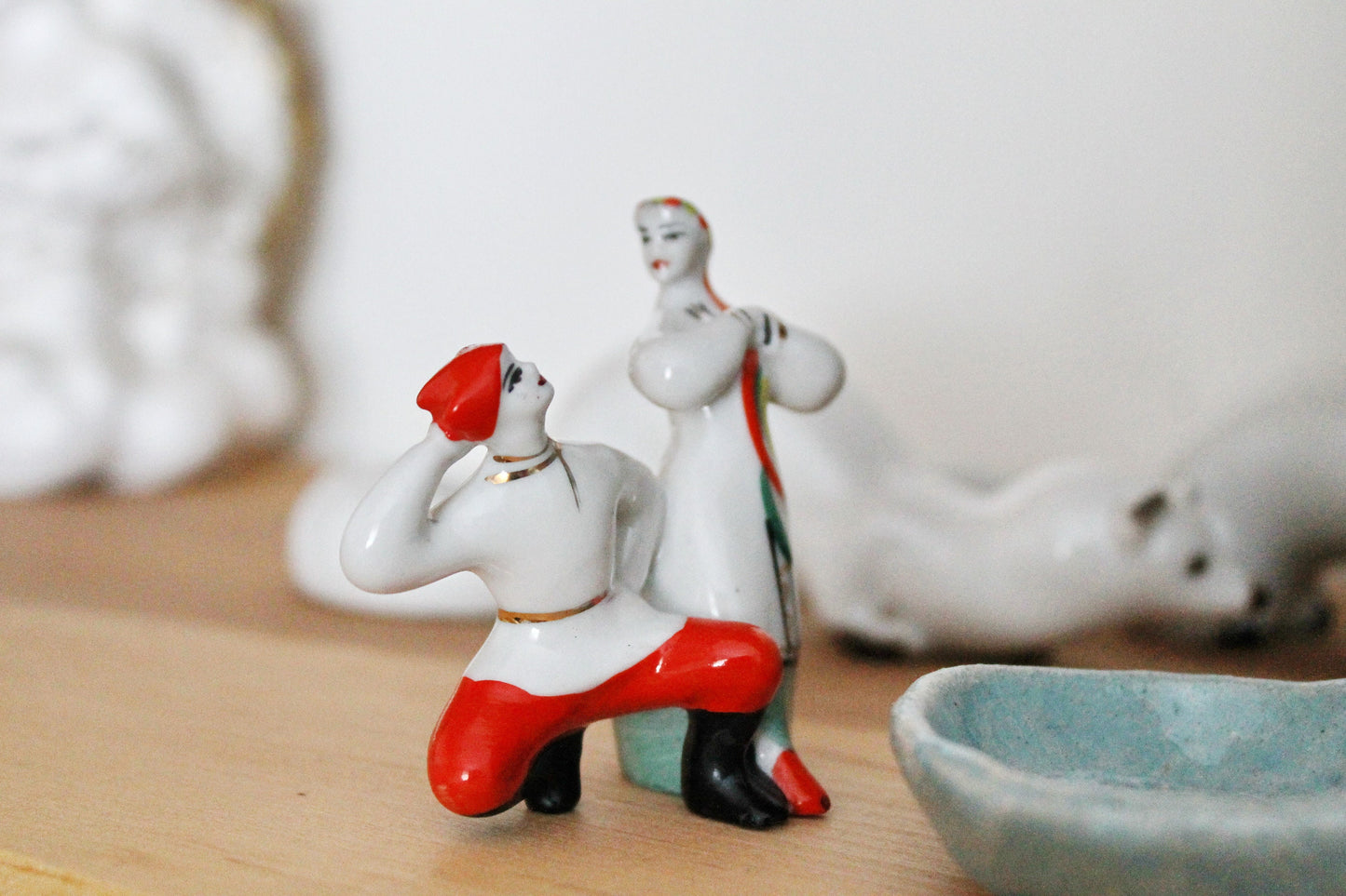 SMALL Vintage porcelain Ukrainian DANCERS - USSR vintage porcelain - Polonsk Porcelain Factory - 1960s -hand painted