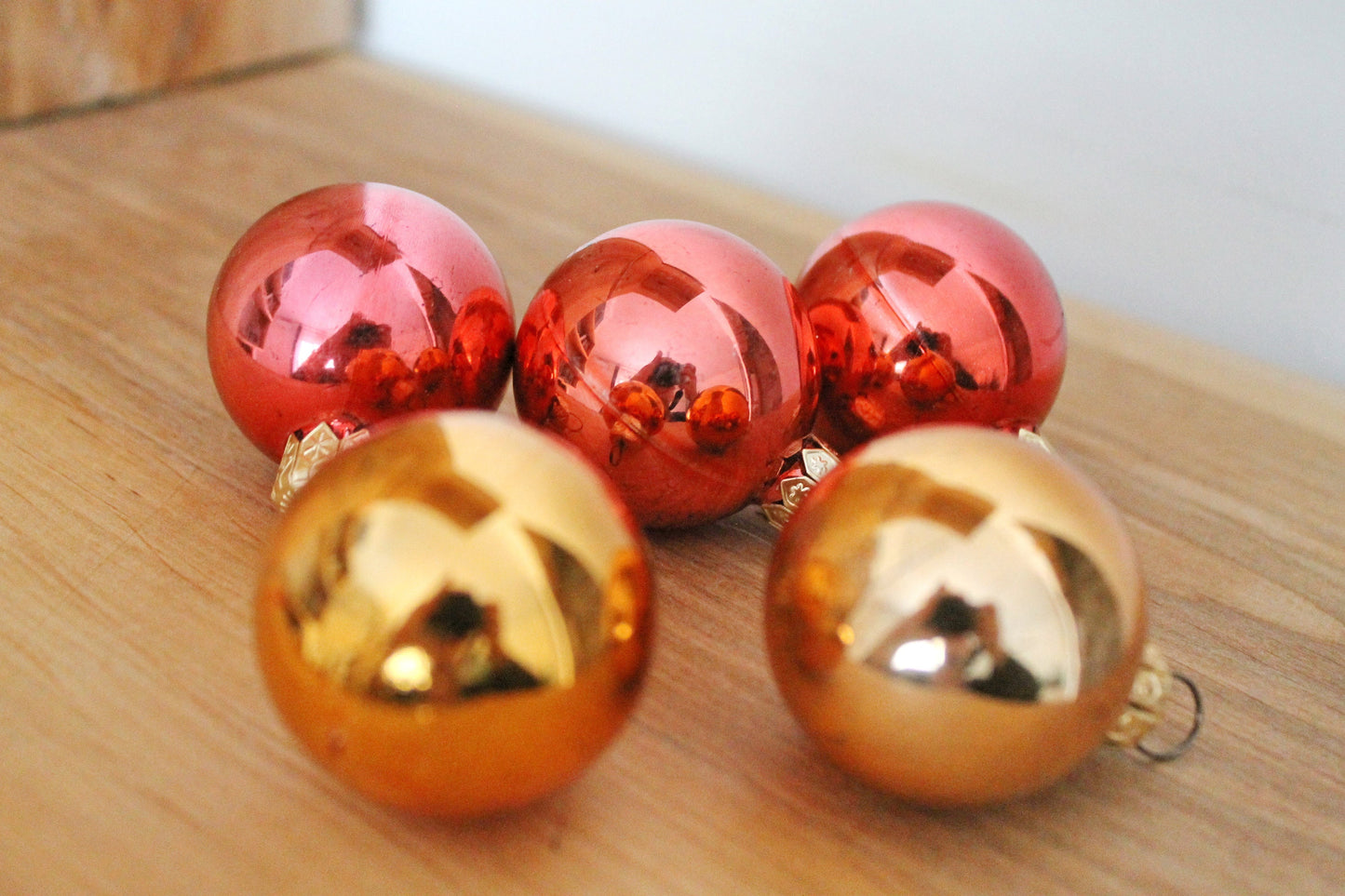 Christmas tree balls ornaments set of 5 (+ 1 gift) 1.6 inches - Soviet vintage - Christmas - New Year Glass Ornament, Made in USSR - 1980s