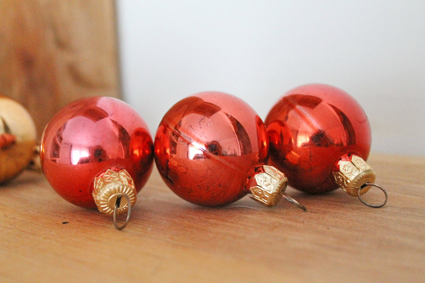 Christmas tree balls ornaments set of 5 (+ 1 gift) 1.6 inches - Soviet vintage - Christmas - New Year Glass Ornament, Made in USSR - 1980s