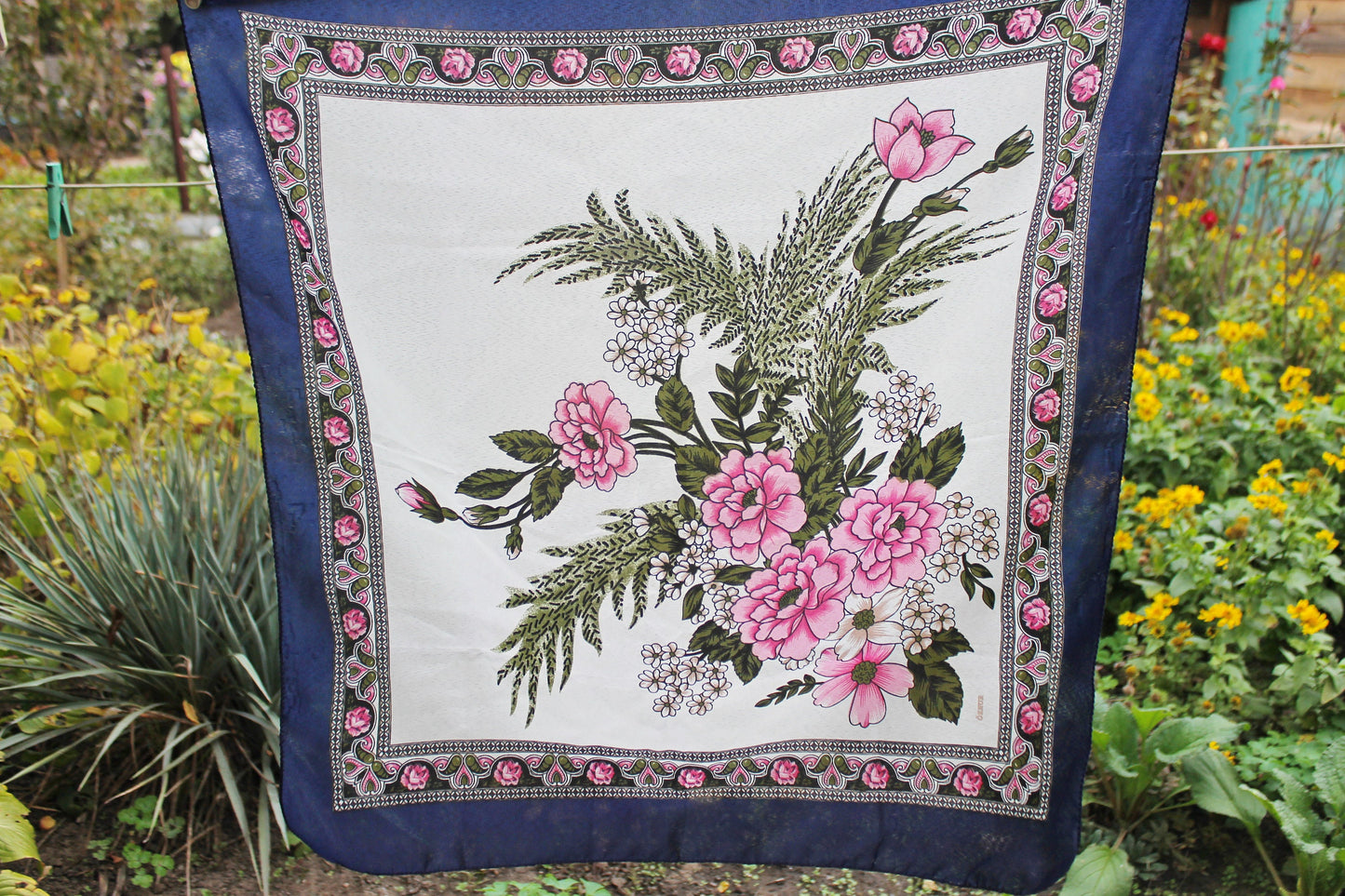 Beautiful floral head scarf - 27 inch - vintage-made in Ukraine - Babushka's head scarf - 1990s - Gypsy Shawl, Ethnic Scarf