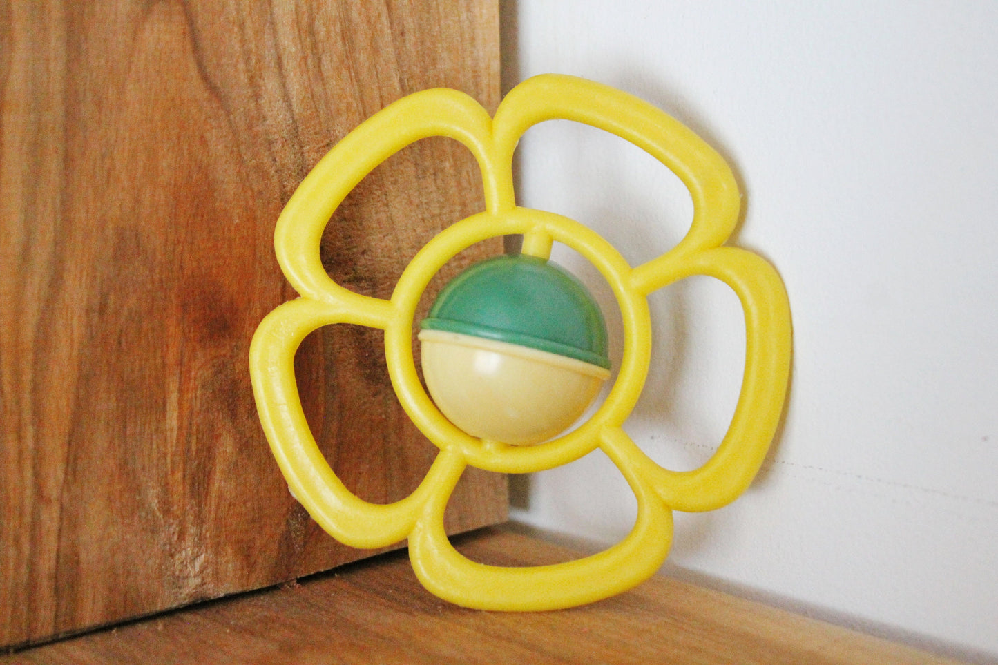 Soviet vintage baby rattle - Flower - 3.6 inches - soviet toy - vintage toy - vintage rattle - Soviet Union toy -  USSR rattle - 1970s