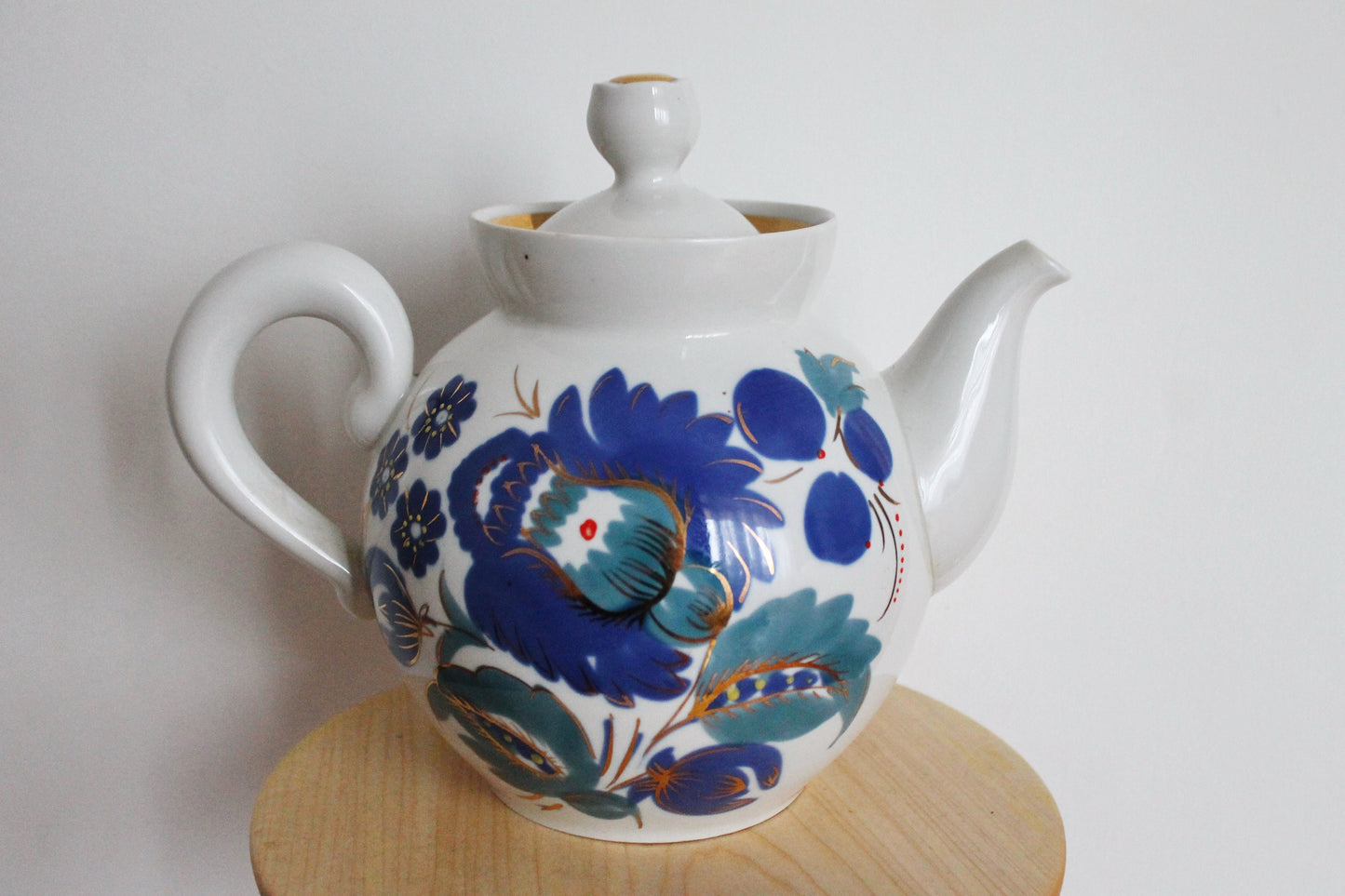 Vintage big Tea Pot with blue flowers - vintage USSR ceramic rare tea pot - beautiful soviet ceramic tea pot - 1970s