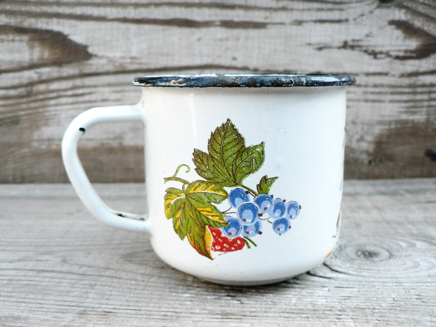 Enamel mug Soviet Vintage USSR Kitchen - Ukrainian kitchen