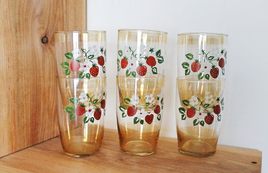 Set of 6 Vintage USSR Glasses with the strawberry applique - 4.3 inches - glasswares, housewares, 1970-s. Soviet Union. Holiday decor