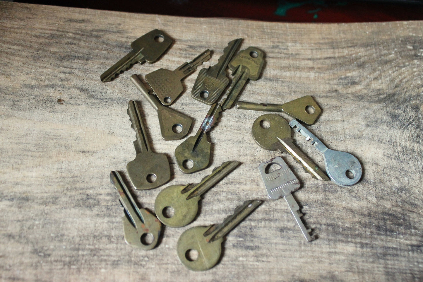 Set of 14 vintage keys from the USSR - Soviet Union vintage keys, Old rare house keys, Skeleton keys-1