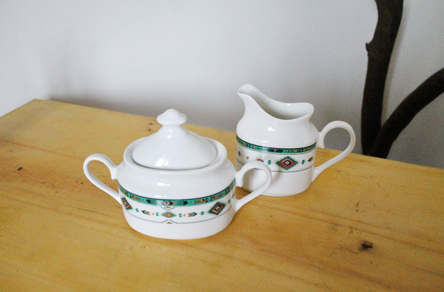 Porcelain beautiful China Set of Сreamer and Sugar Bowl - Vintage porcelain - 1980-1990s