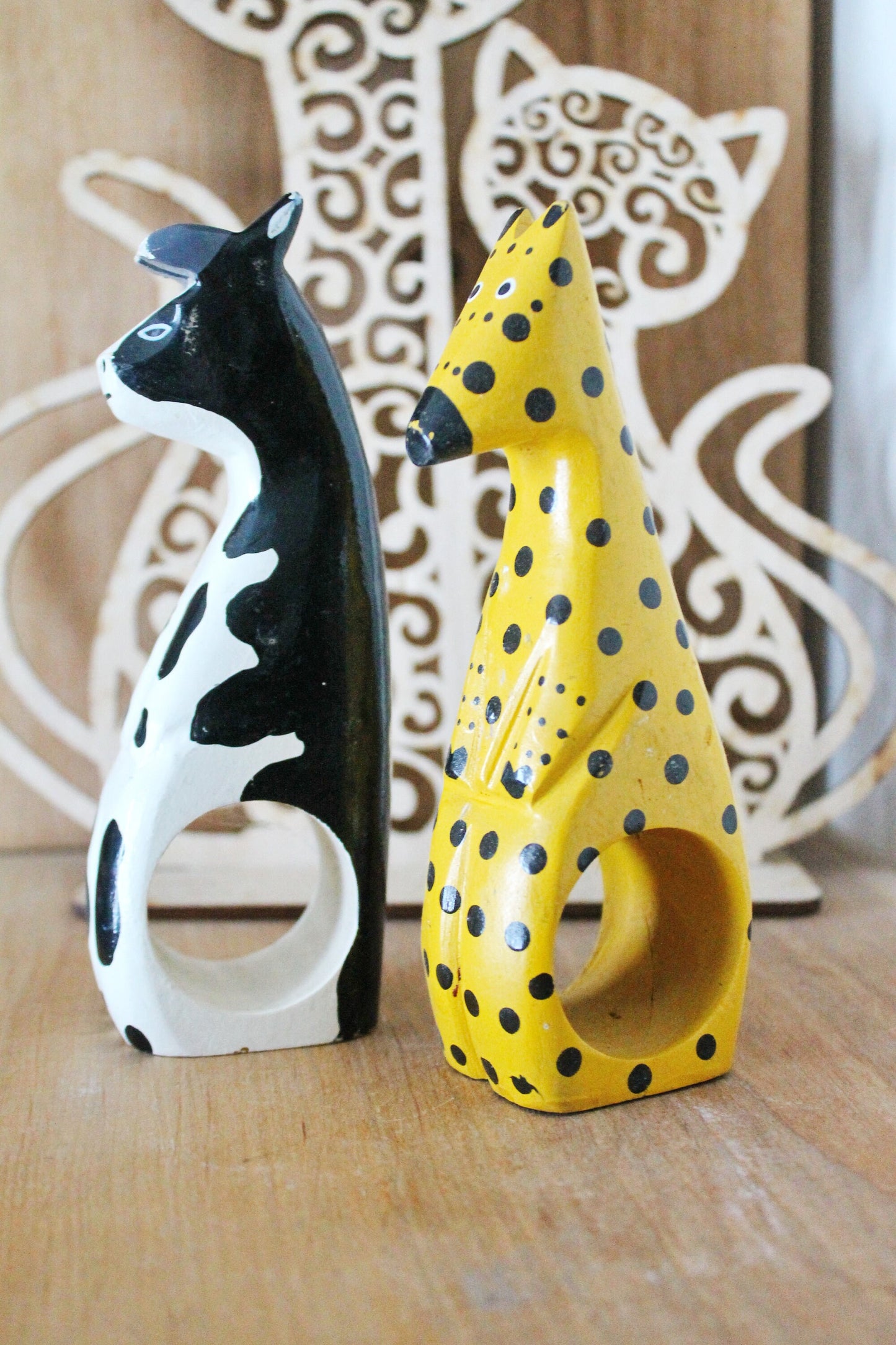 Set of 2 napkins holders for kids - Giraffe and Cow - made in Germany - wooden napkin holder - Holiday decor