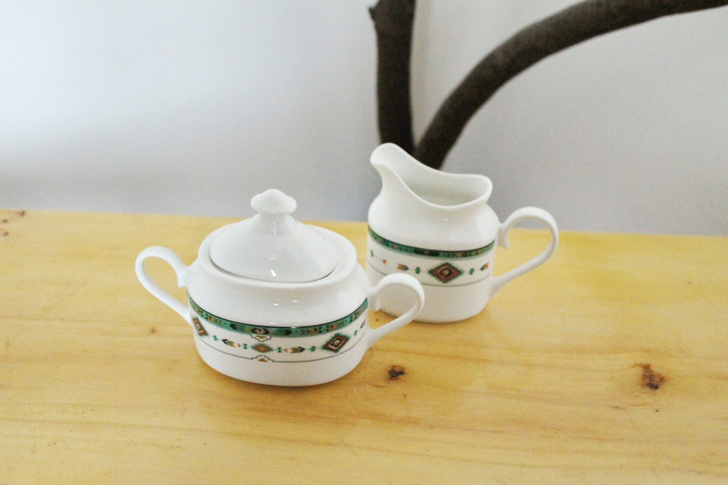 Porcelain beautiful China Set of Сreamer and Sugar Bowl - Vintage porcelain - 1980-1990s